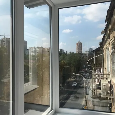 Studio On Chernyahovskogo Апартаменты *